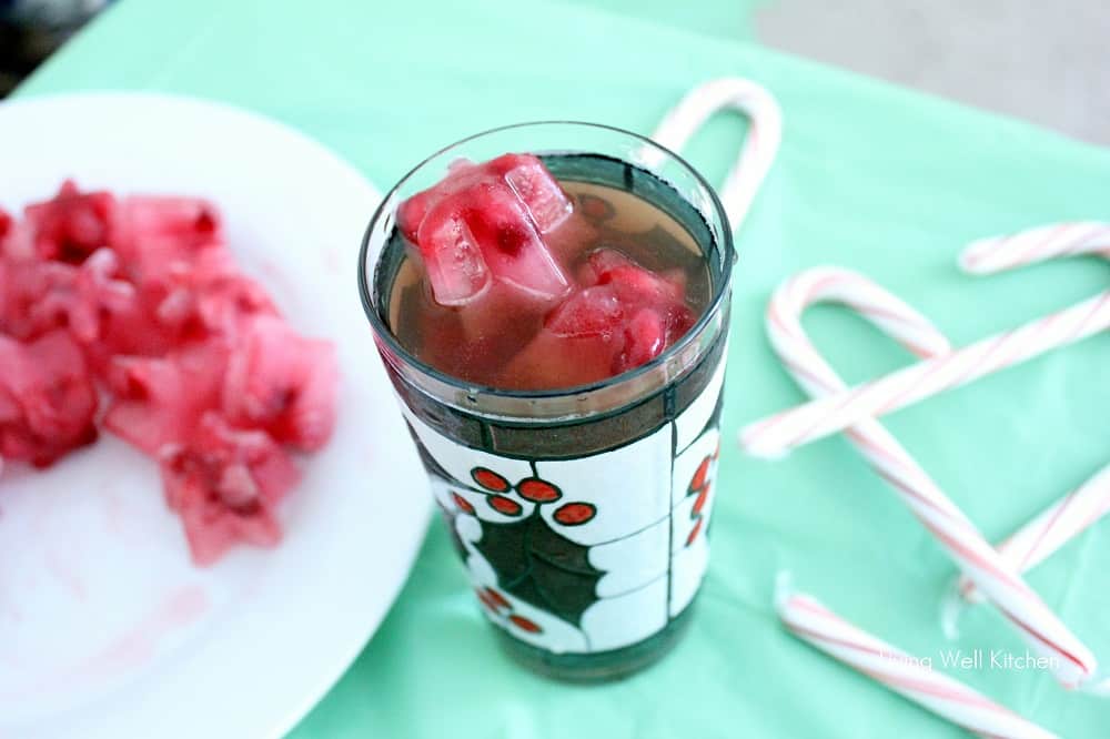 Pomegranate Iced Tea is a mixture of two drinks both shown to help lower blood pressure. Great for the holidays or any time of the year. Only 25 calories per glass