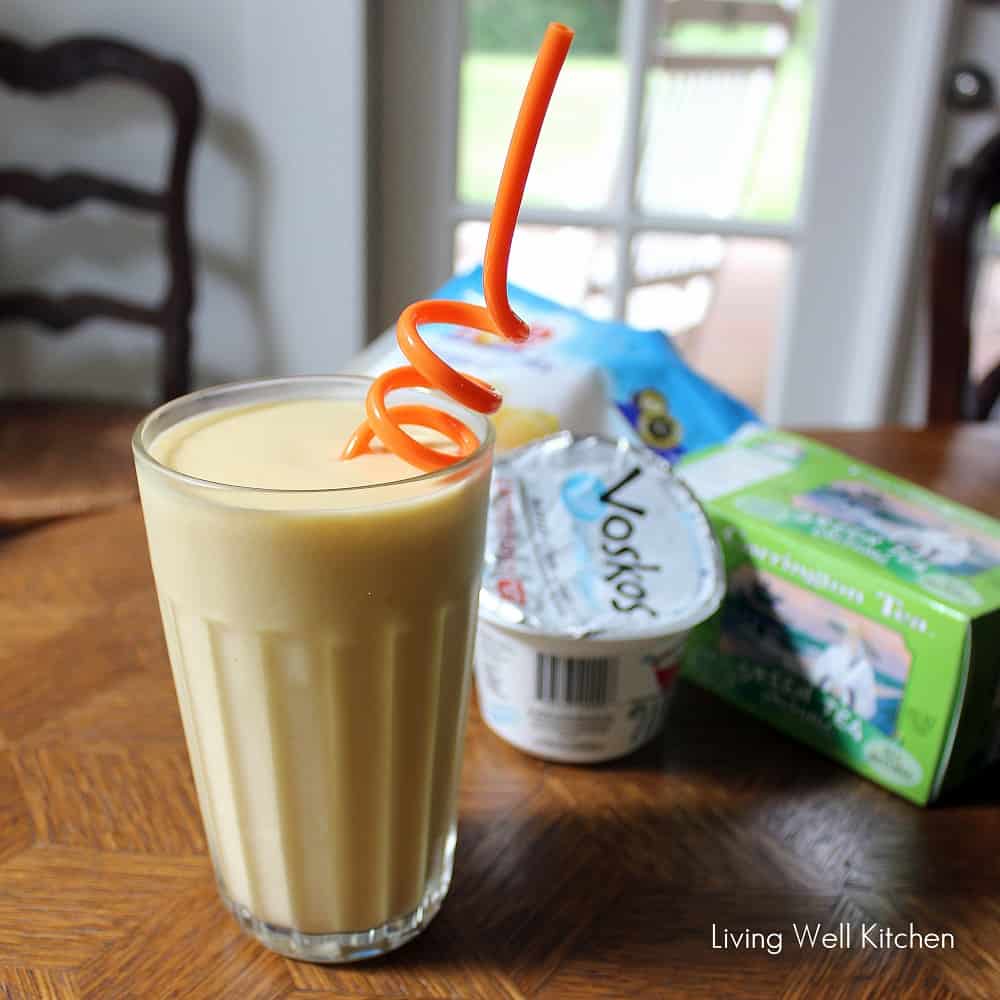 Mango Green Tea Smoothie from Living Well Kitchen