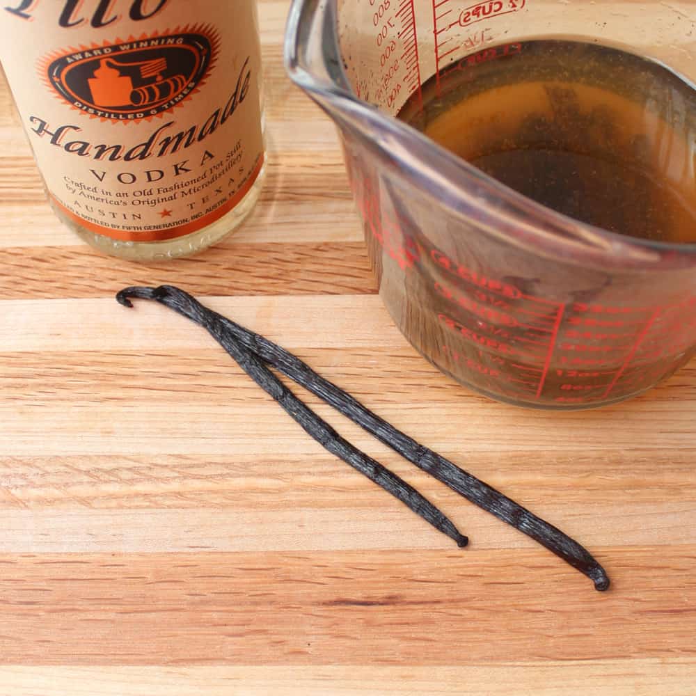 Homemade Vanilla Extract from Living Well Kitchen